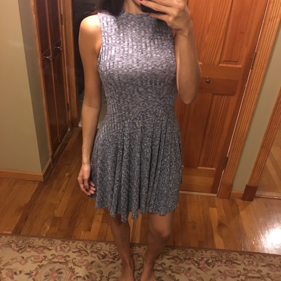 Sleeveless ribbed sweater dress Size medium - Picture 1 of 5