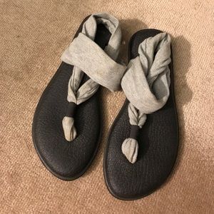 Sanuk sandals