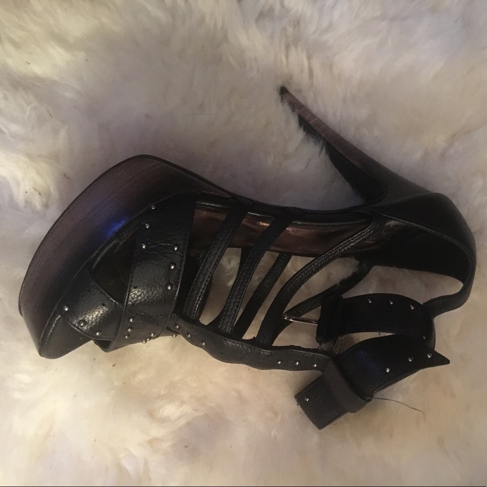 Icone strappy high heel shoe