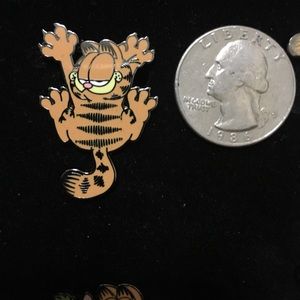 Garfield pin