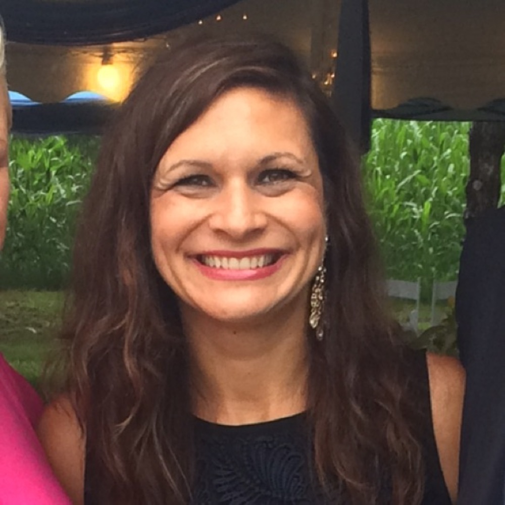 Meet your Posher, Loni