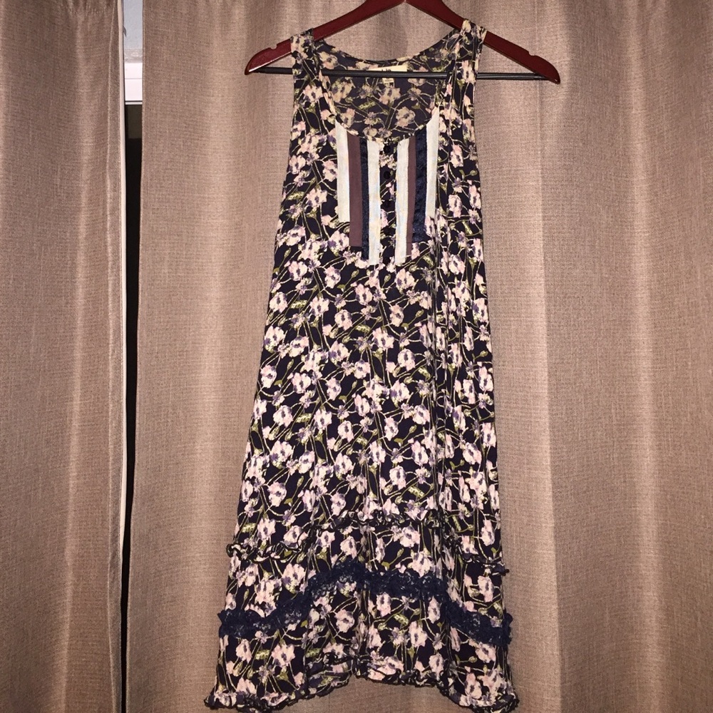Short dress or tunic style tank