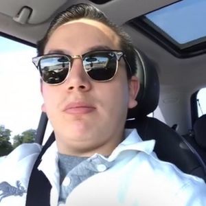 Meet your Posher, Jesus