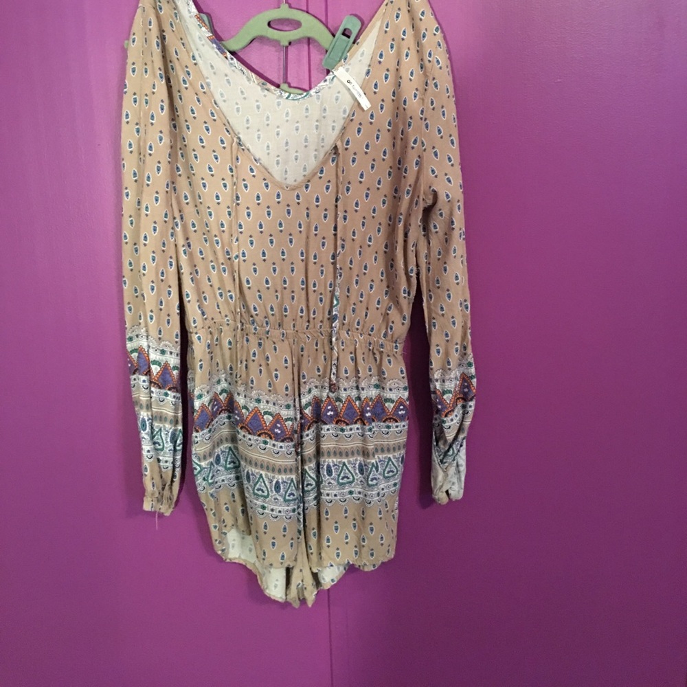 Long-sleeved Patterned Romper