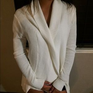 🌼 Express Sweater