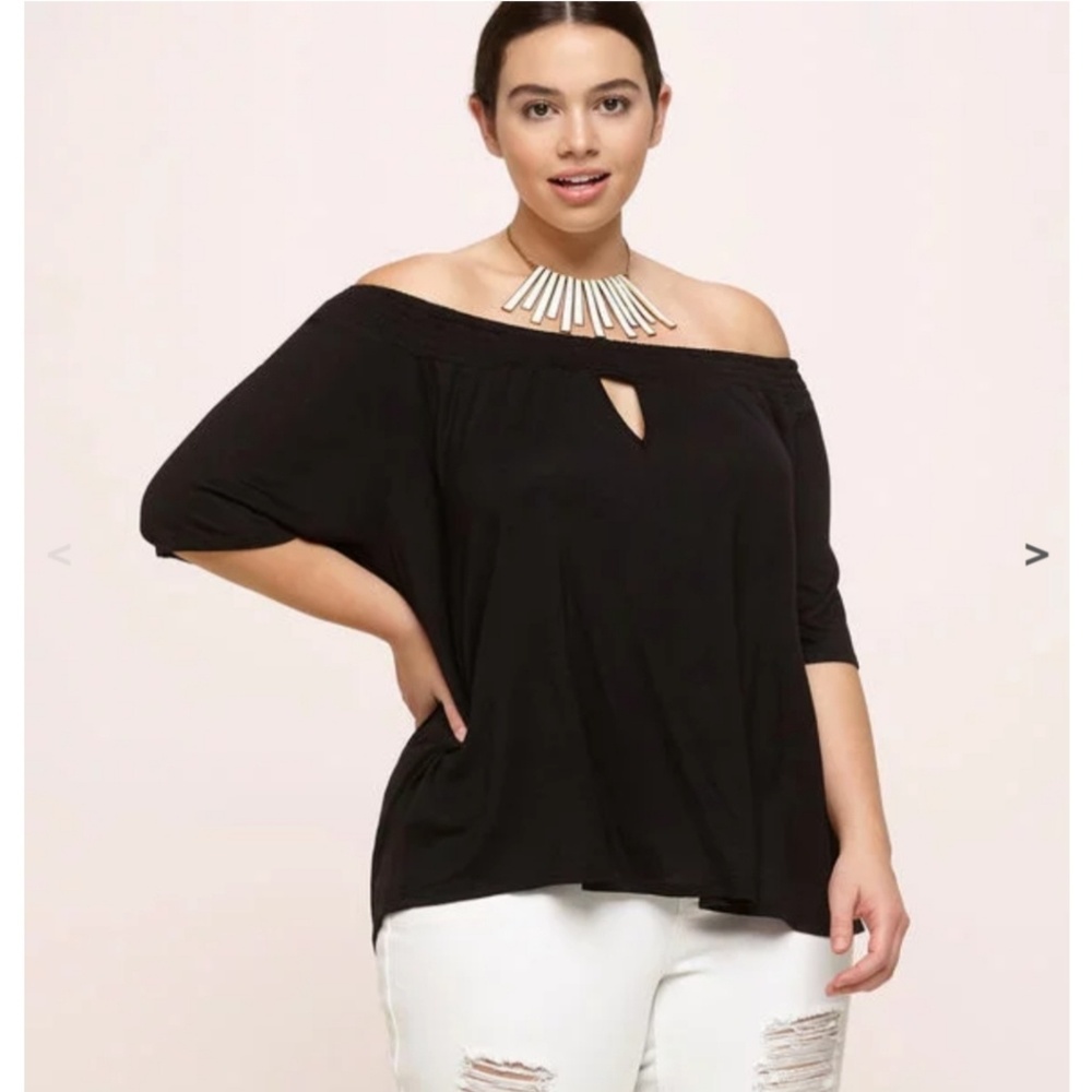 NWT Loralette Keyhole Swing Top