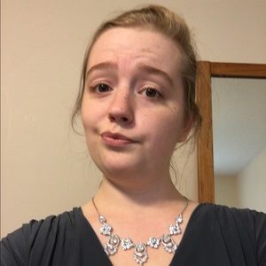 Meet your Posher, Michaela