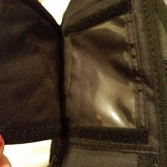 Crossbody Organizer - Hands free - Picture 7 of 8