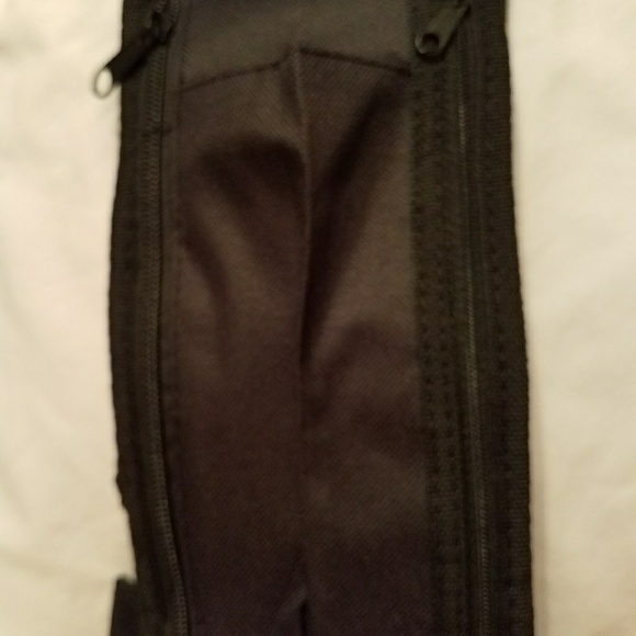 Crossbody Organizer - Hands free - Picture 8 of 8