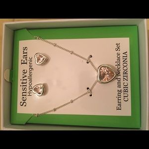 Necklace and earring set.