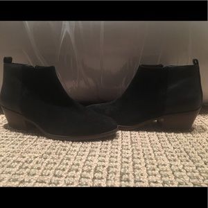 Madewell leather and suede black booties size 7.5