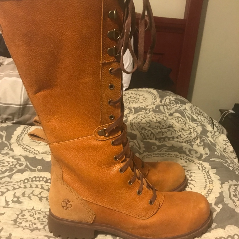 NWOT‼️‼️Tmberland lace up leather boot