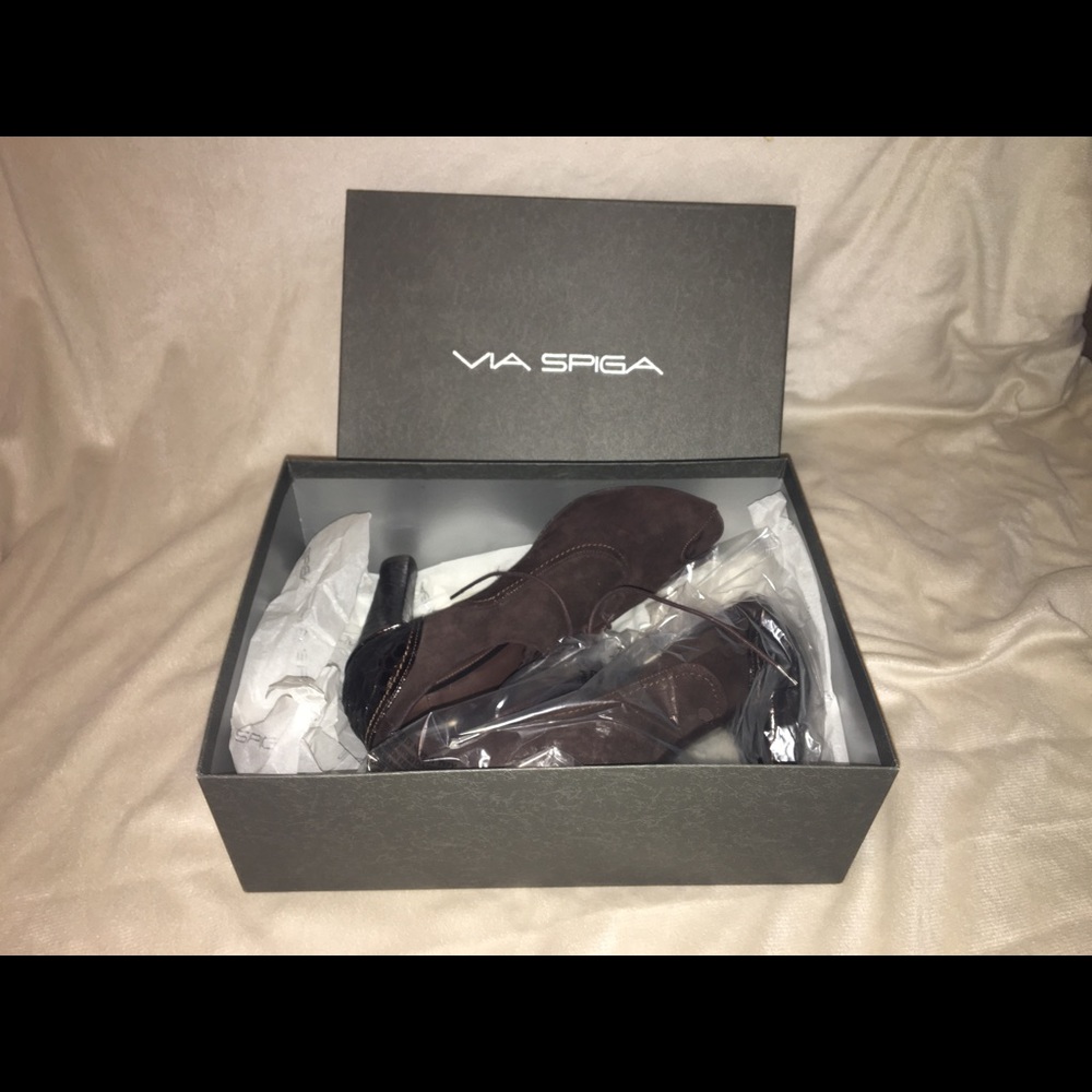 Boot heels. Like new condition