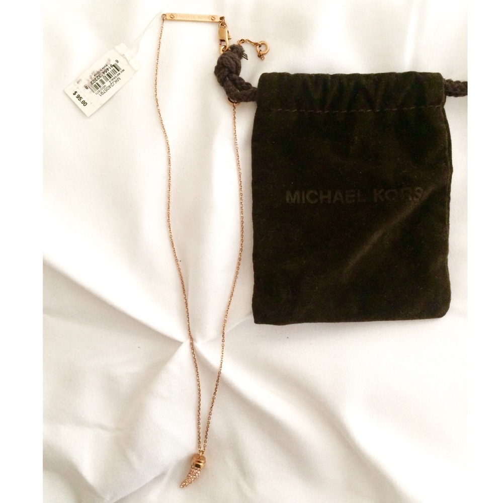 Rose Gold Michael Kors necklace 🌹