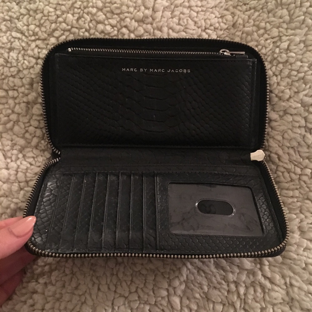 Marc Jacobs Snakeskin style wallet