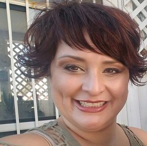 Meet your Posher, Joann