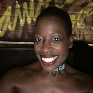 Meet your Posher, Kima