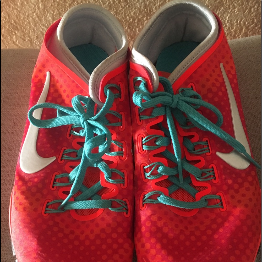 Nike shoes size 8