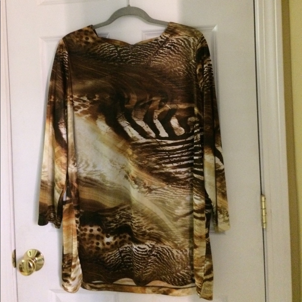 Susan Graver brand long sleeved tunic