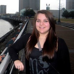 Meet your Posher, Lauren