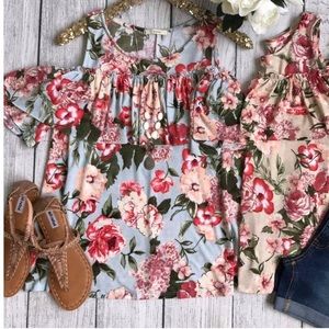 Easel Cold Shoulder Top