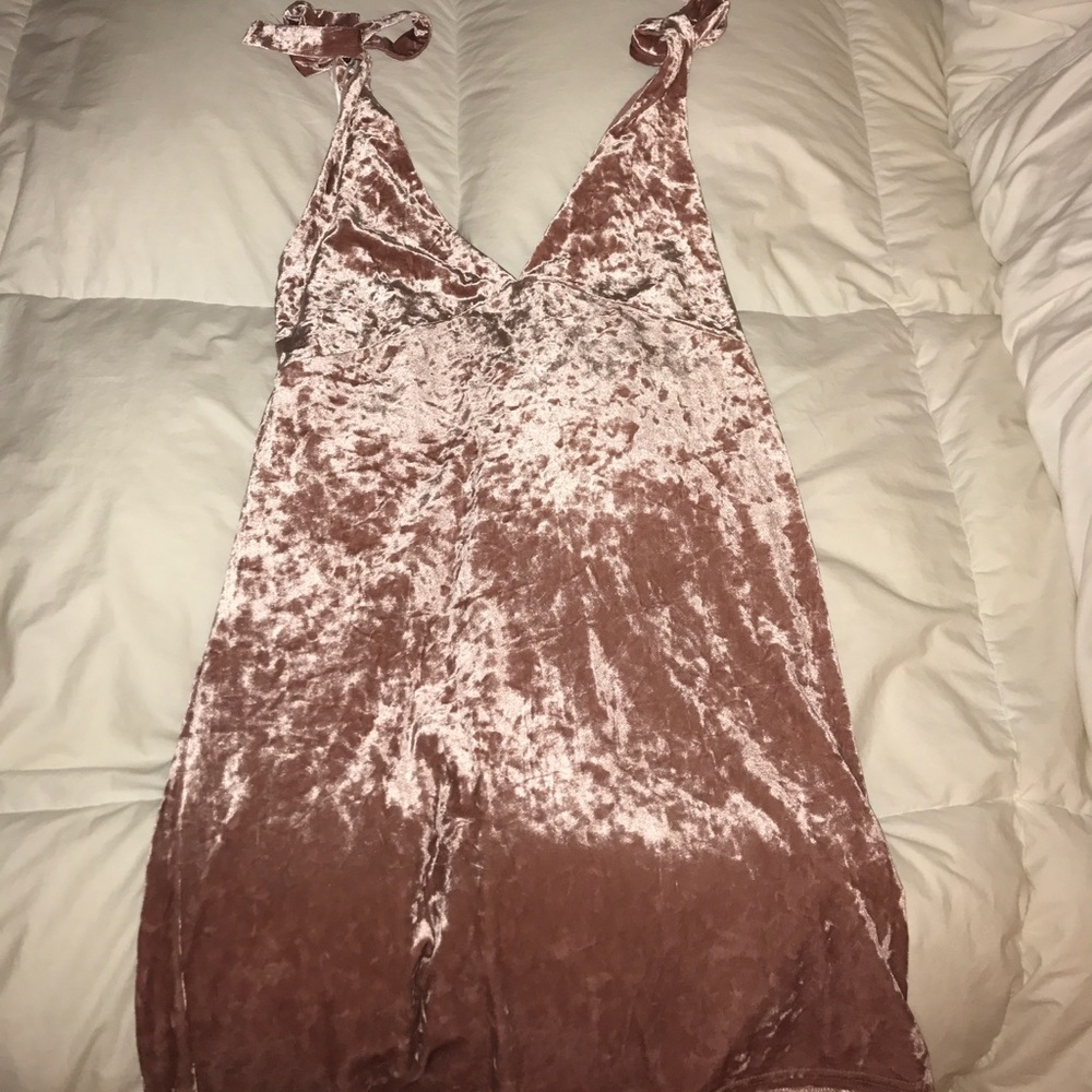 H&M Pink Crushed Velvet V-neck Dress