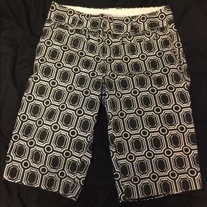 Bermuda shorts - Mid Rise