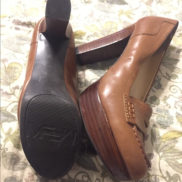 Marc Fisher Platform Heels - Picture 3 of 3