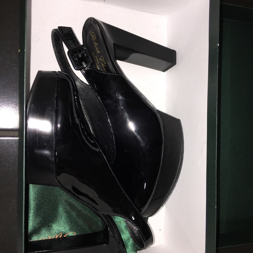Robert Clergerie Patent Leather Pumps - Picture 3 of 8