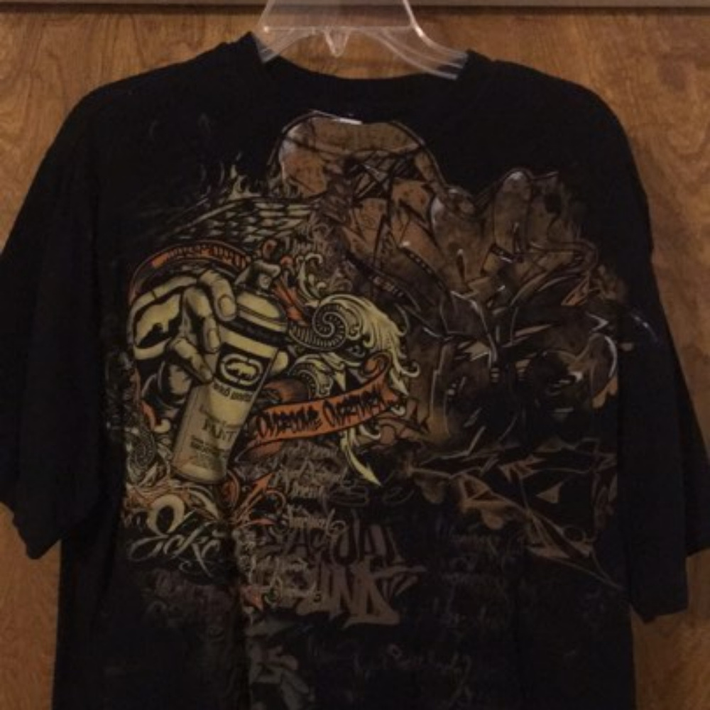 Mens Ecko T shirt size Large