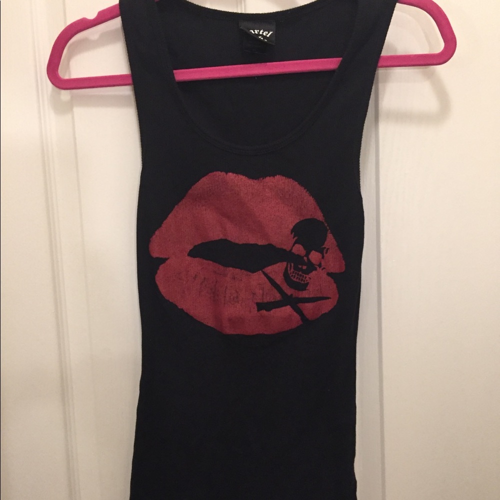 Cartel Ink Lips Skull Tank XL - FITS LIKE A MEDIUM