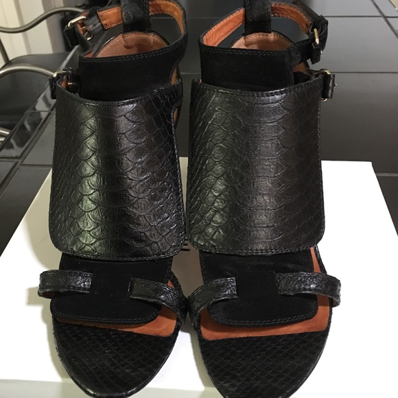 Black Leather/Suede Givenchy Heels - Picture 7 of 8