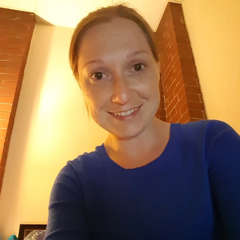 Meet your Posher, Della