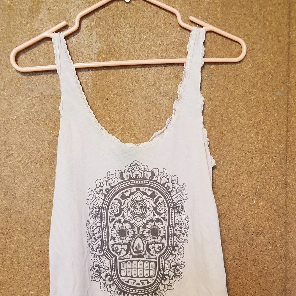 Obey tank