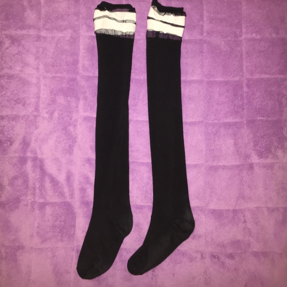 ❌❌ SOLD ❌❌ BETHANY MOTA KNEE HIGH SOCKS