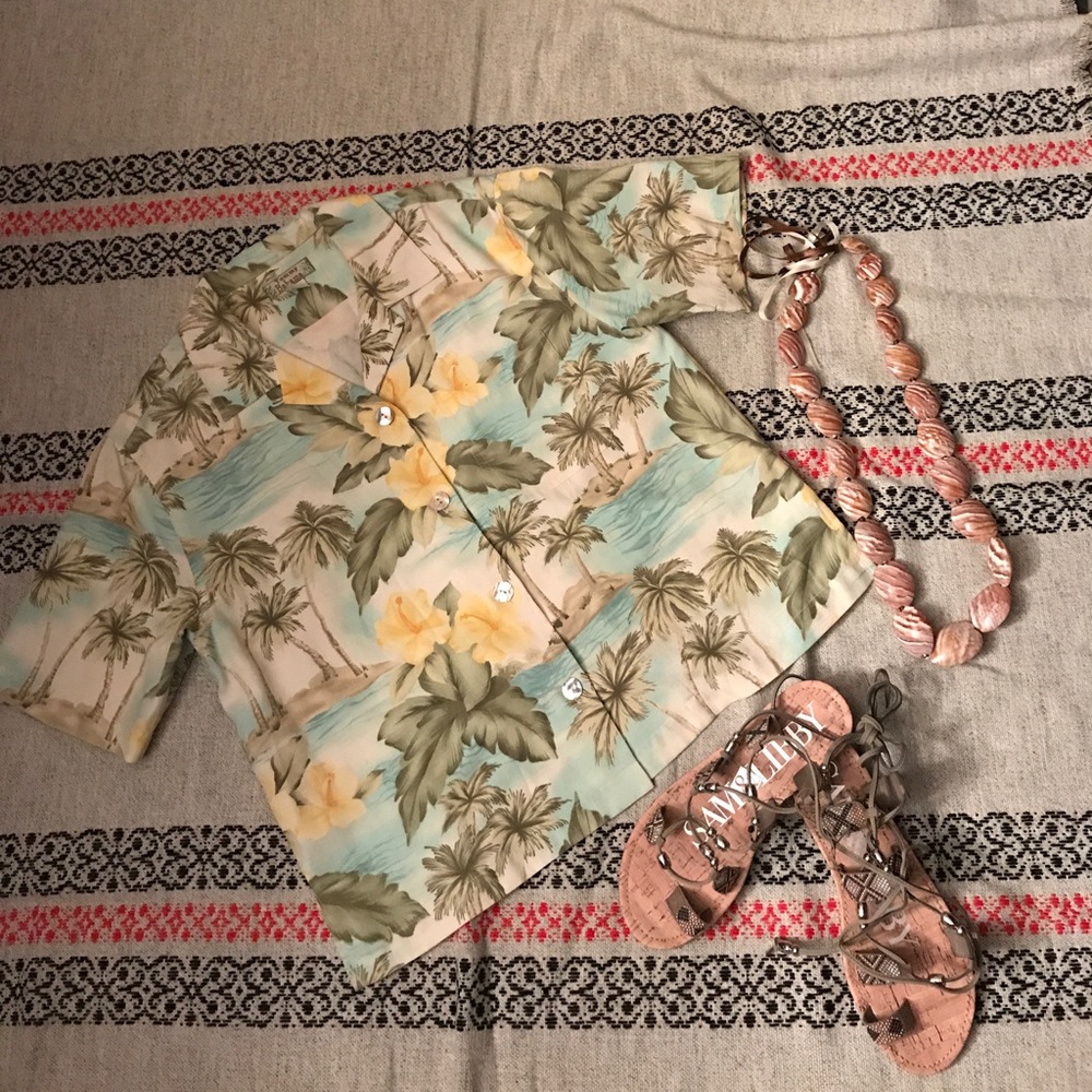 Tommy Bahama silk blouse yellow hibiscus palms Med