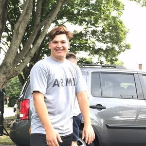 Meet your Posher, Anthony