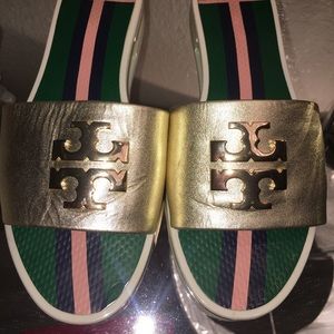 TORY BURCH Logo Leather Jelly Slides- Gold, 7,