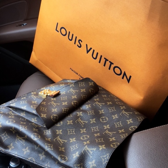 Haley - Picture 2 of 8