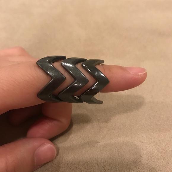Chevron stackable rings - Picture 3 of 5
