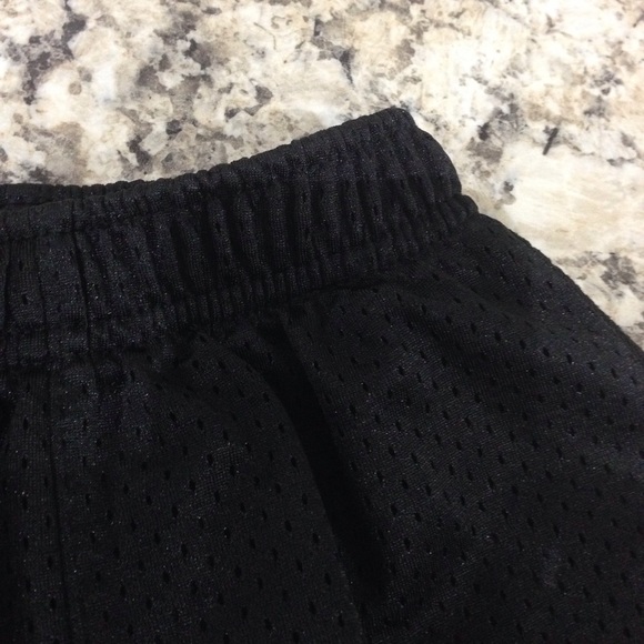 Toddler NIke Shorts - Picture 4 of 5