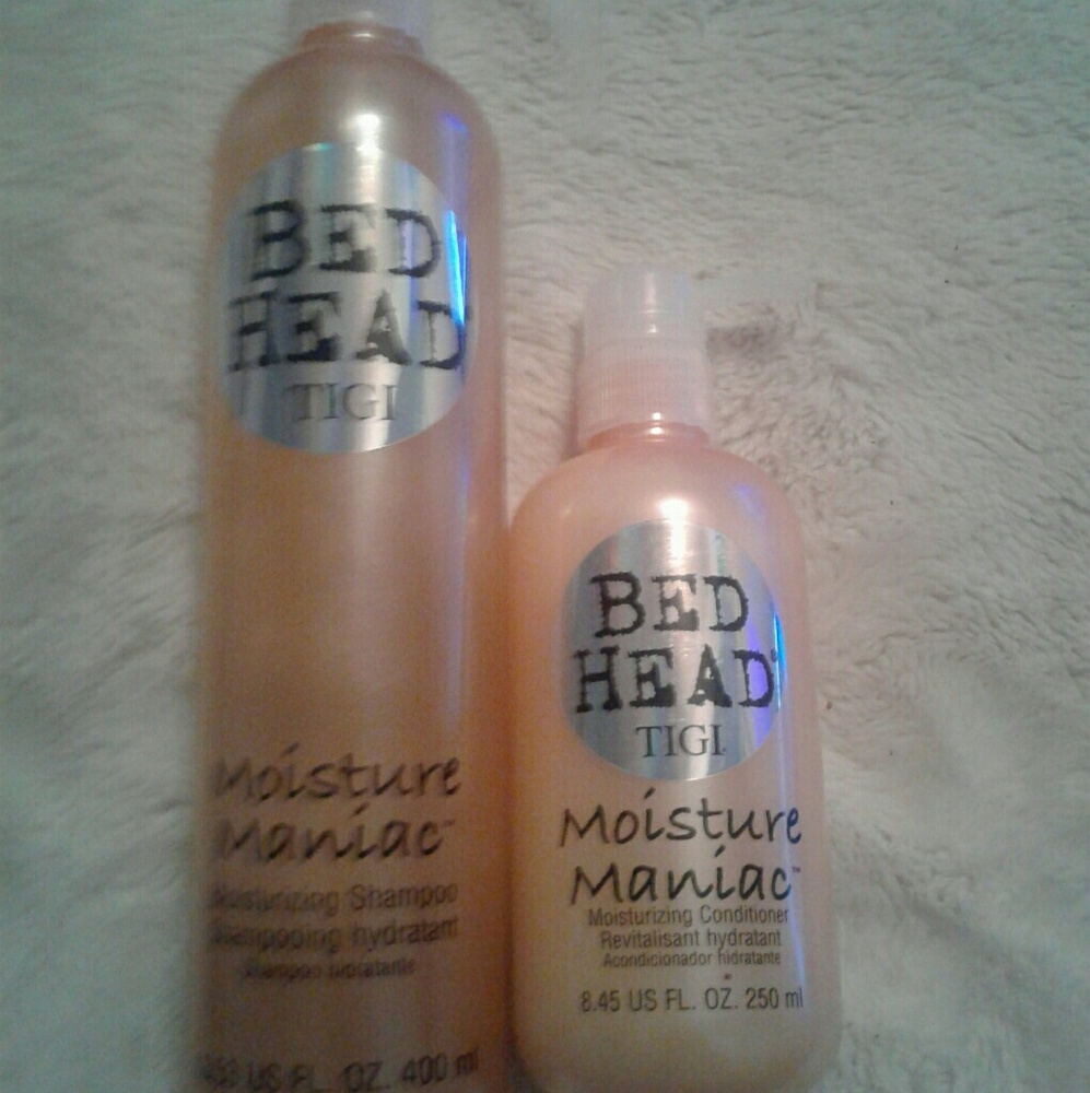 Bed Head Moisture Maniac Duo
