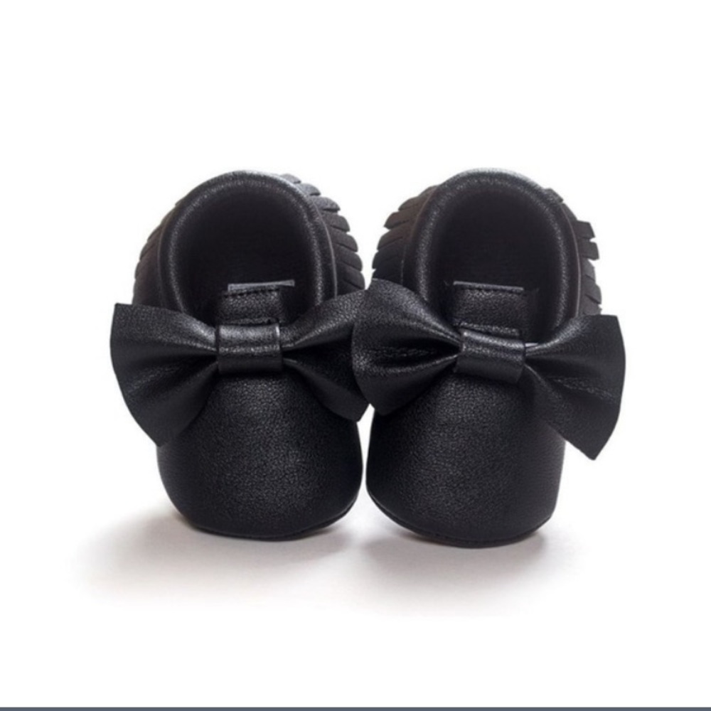 SOLD OUT‼️{•Infant Bow Fringe Moccasins•} - Picture 1 of 7
