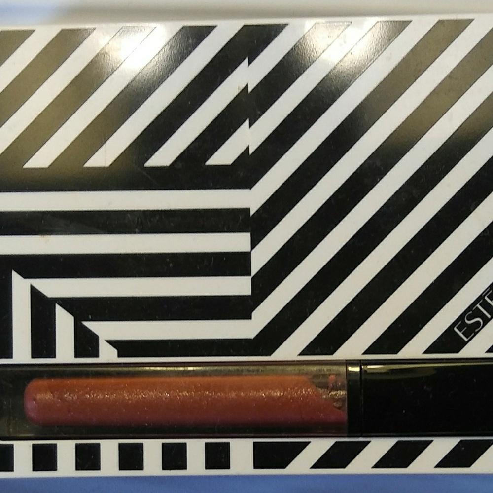 Estee Lauder eye cheeks and lip