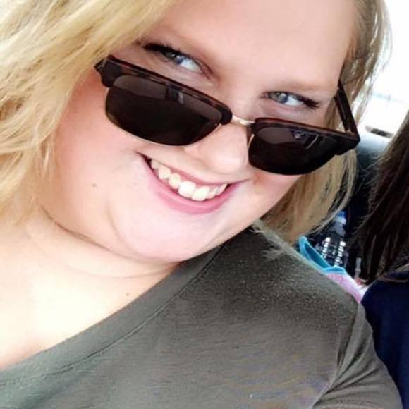 Meet your Posher, Audrey - Picture 1 of 1