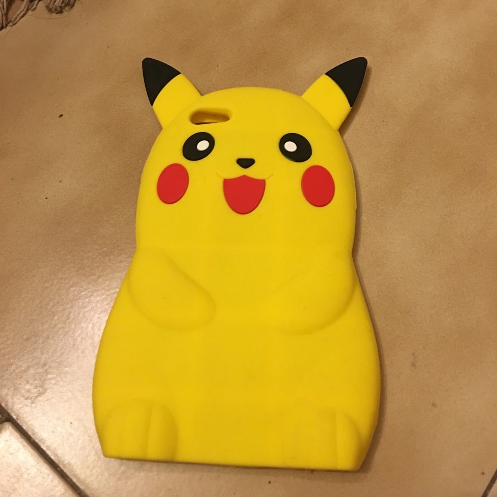 Pikachu IPhone 6s Plus case