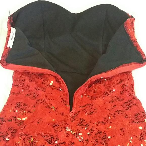 SEXY "Little Red Dress" ❤ - Picture 2 of 2