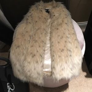 A beautiful Rachel Zoe Vest Size S.