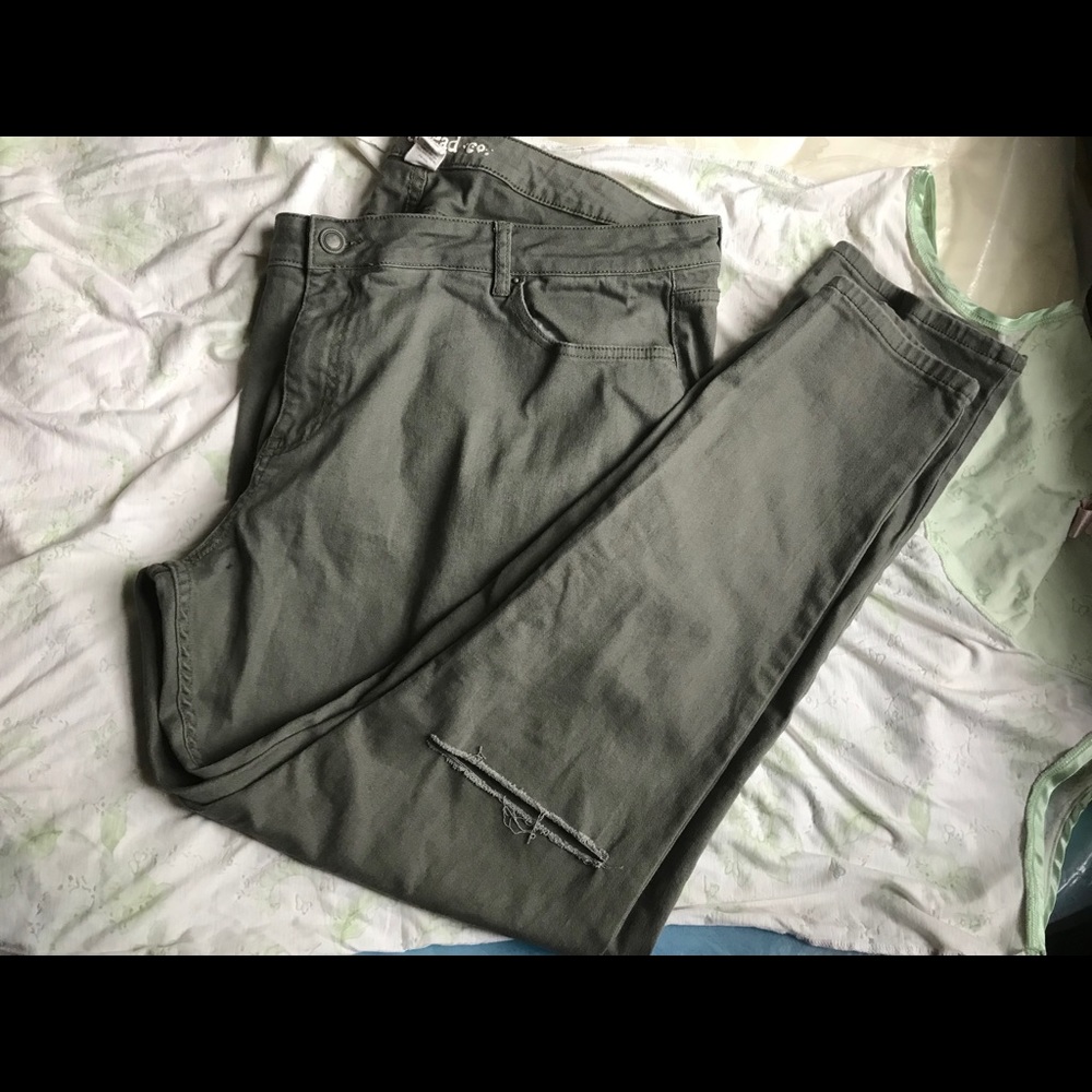 Gray pants 👖