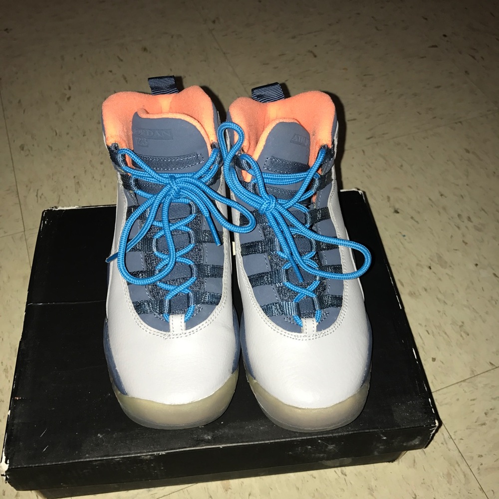 Nike Air Jordan 10 Boys Sz 4